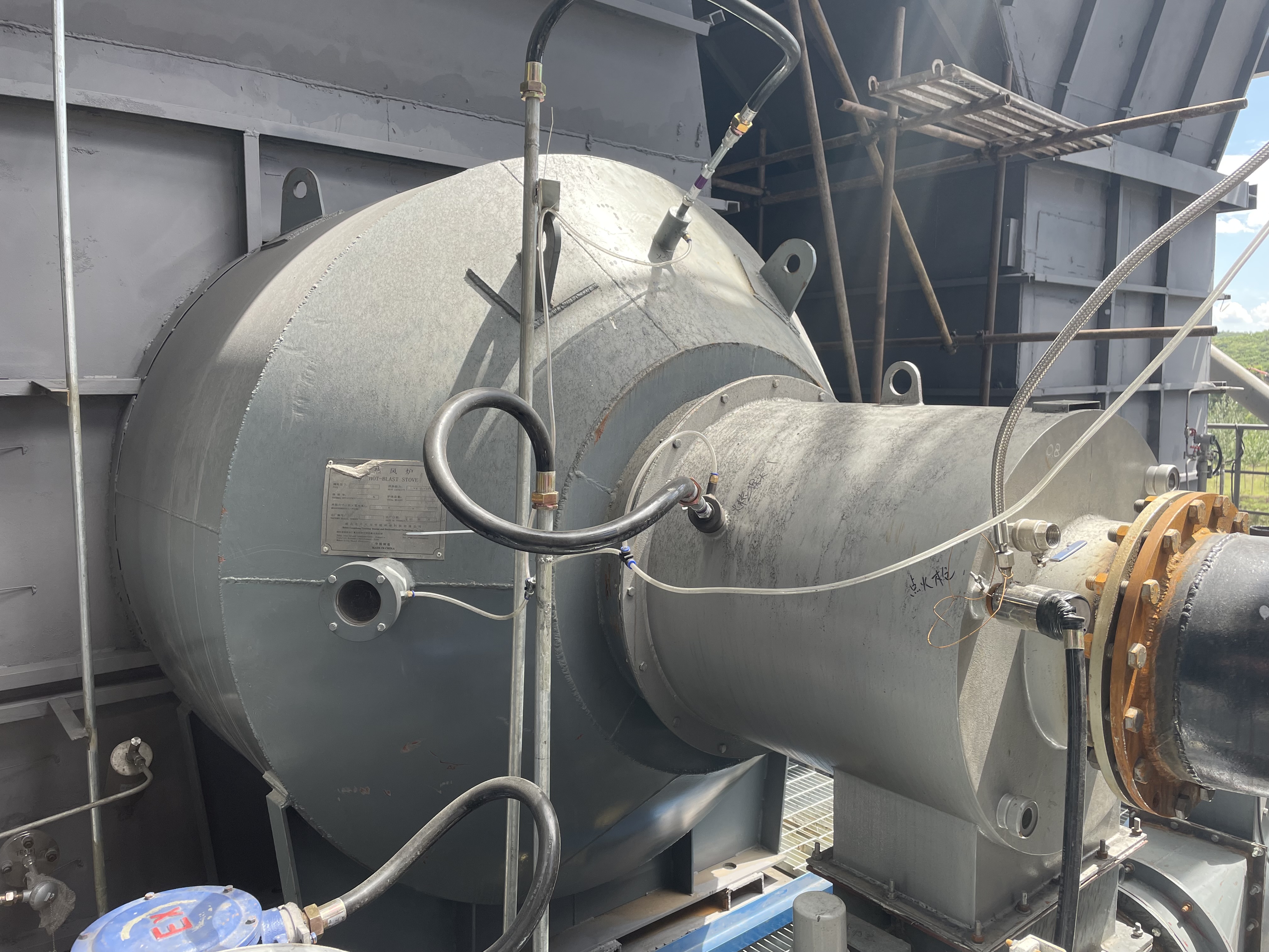 Built-in direct combustion hot blast furnace (steel plant desulfurization and denitration project supporting) 