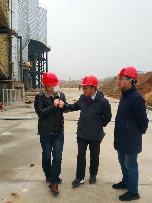On site discussion between TL and Qingzhang users for gas furnace project 
